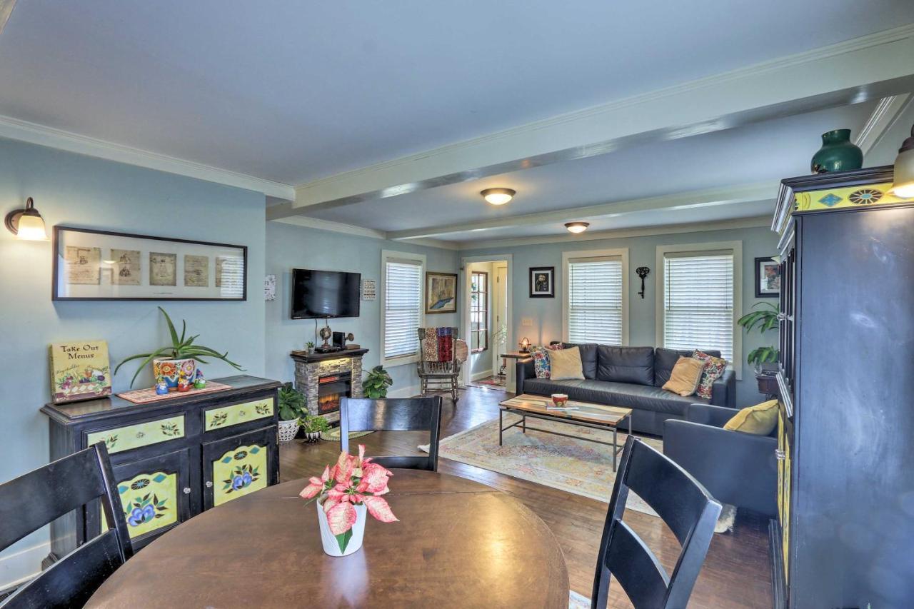Remodeled Farmhouse In Waterford Near 2 Beaches! Exterior foto