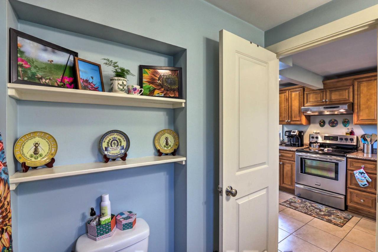 Remodeled Farmhouse In Waterford Near 2 Beaches! Exterior foto
