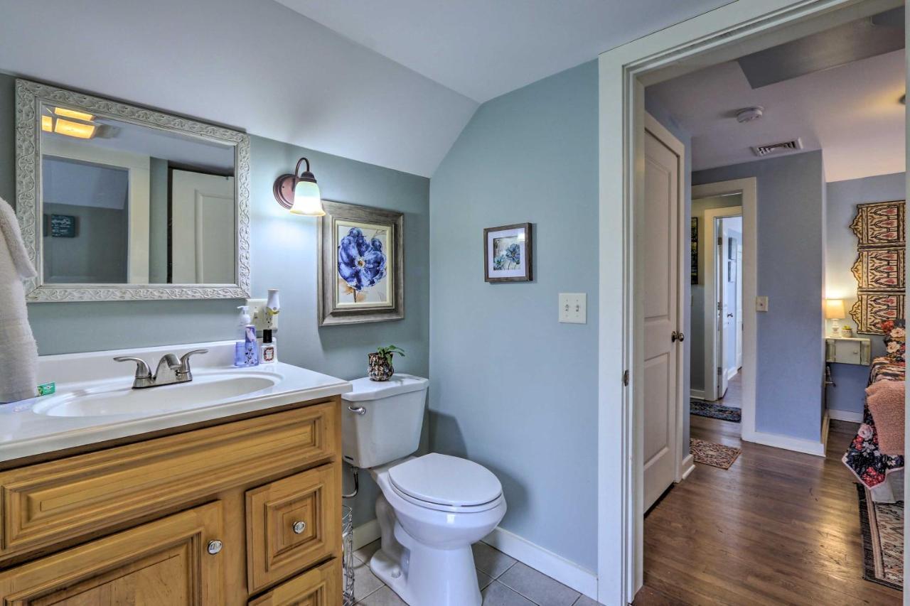 Remodeled Farmhouse In Waterford Near 2 Beaches! Exterior foto