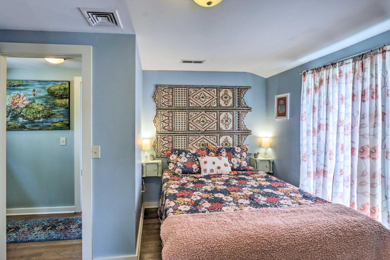 Remodeled Farmhouse In Waterford Near 2 Beaches! Exterior foto